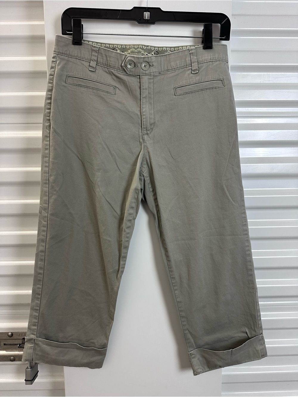 Bandolino Light Olive Cropped Chinos